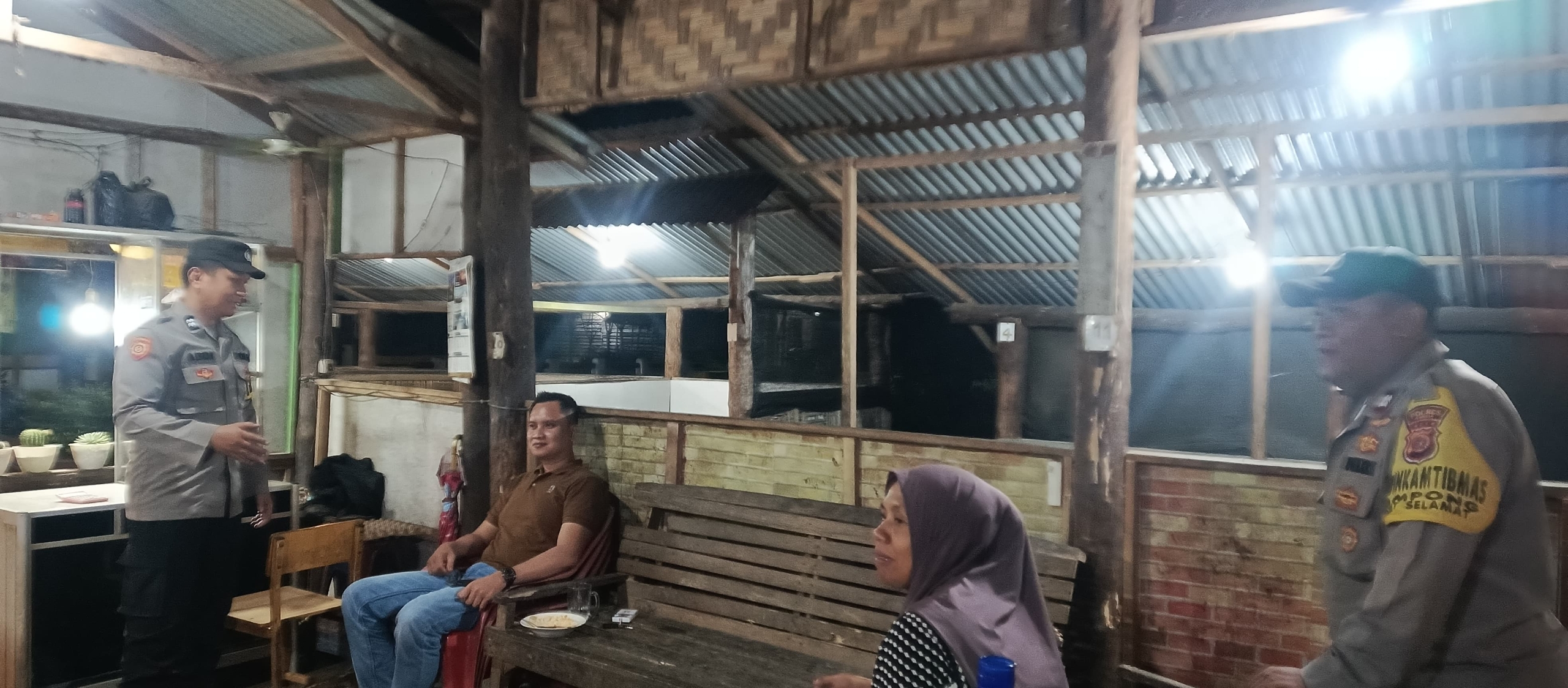 Polsek Sungai Raya Laksanakan Patroli Malam Jaga Stabilitas Keamanan Wilayah
