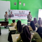 Satbinmas Polres Langsa Sosialisasikan E-Learning “Polri Mengajar” di SMPN 1 Langsa