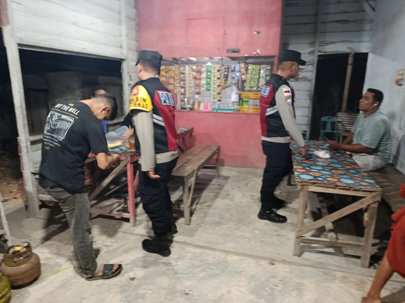 Patroli Malam Polsek Rantau Selamat Perkuat Cipta Kondisi Wilayah