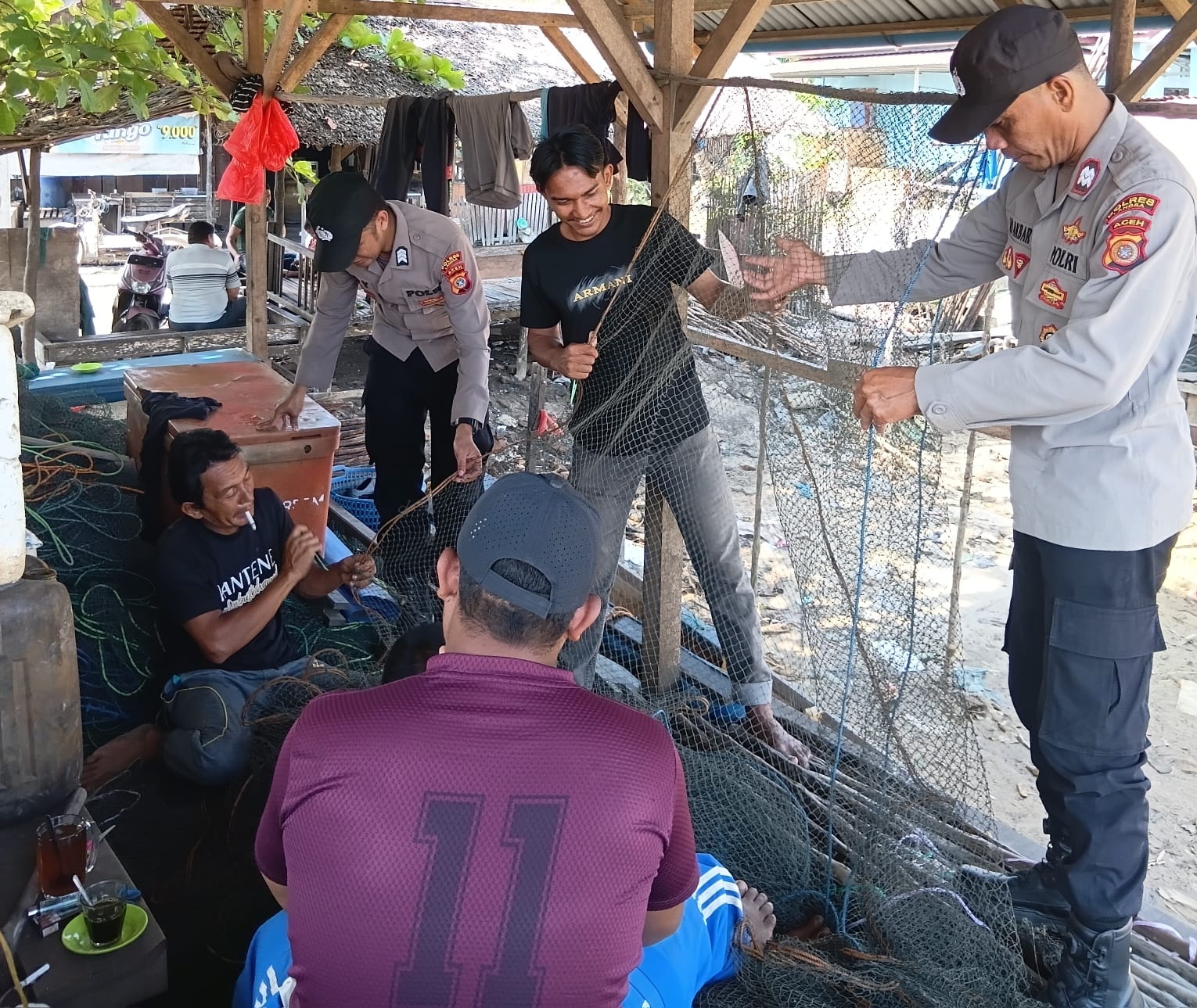 Patroli Polsek Birem Bayeun Jaga Kondusivitas Wilayah Kecamatan