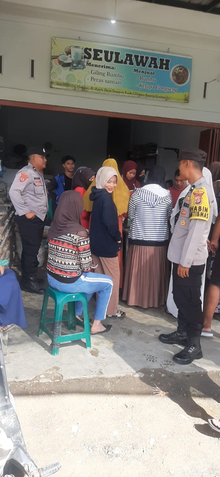 Patroli Polsek Rantau Selamat Pantau Aktivitas Warga Jelang Ramadhan