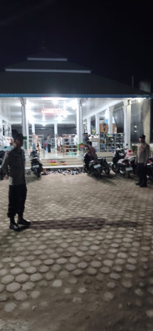 Polsek Birem Bayeun Perketat Pengamanan Tarawih untuk Menjaga Kekhusyukan Ibadah Ramadan