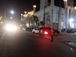 Satlantas Polres Langsa Amankan Arus Lalu Lintas Saat Tarawih di Pusat Kota