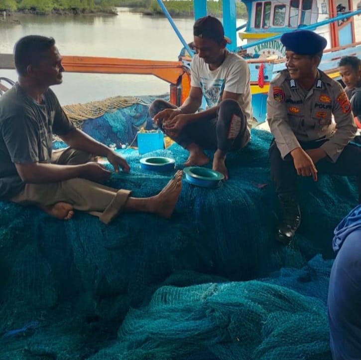 Patroli Dialogis Sat Polairud Polres Langsa Perkuat Pengawasan dan Keselamatan Nelayan