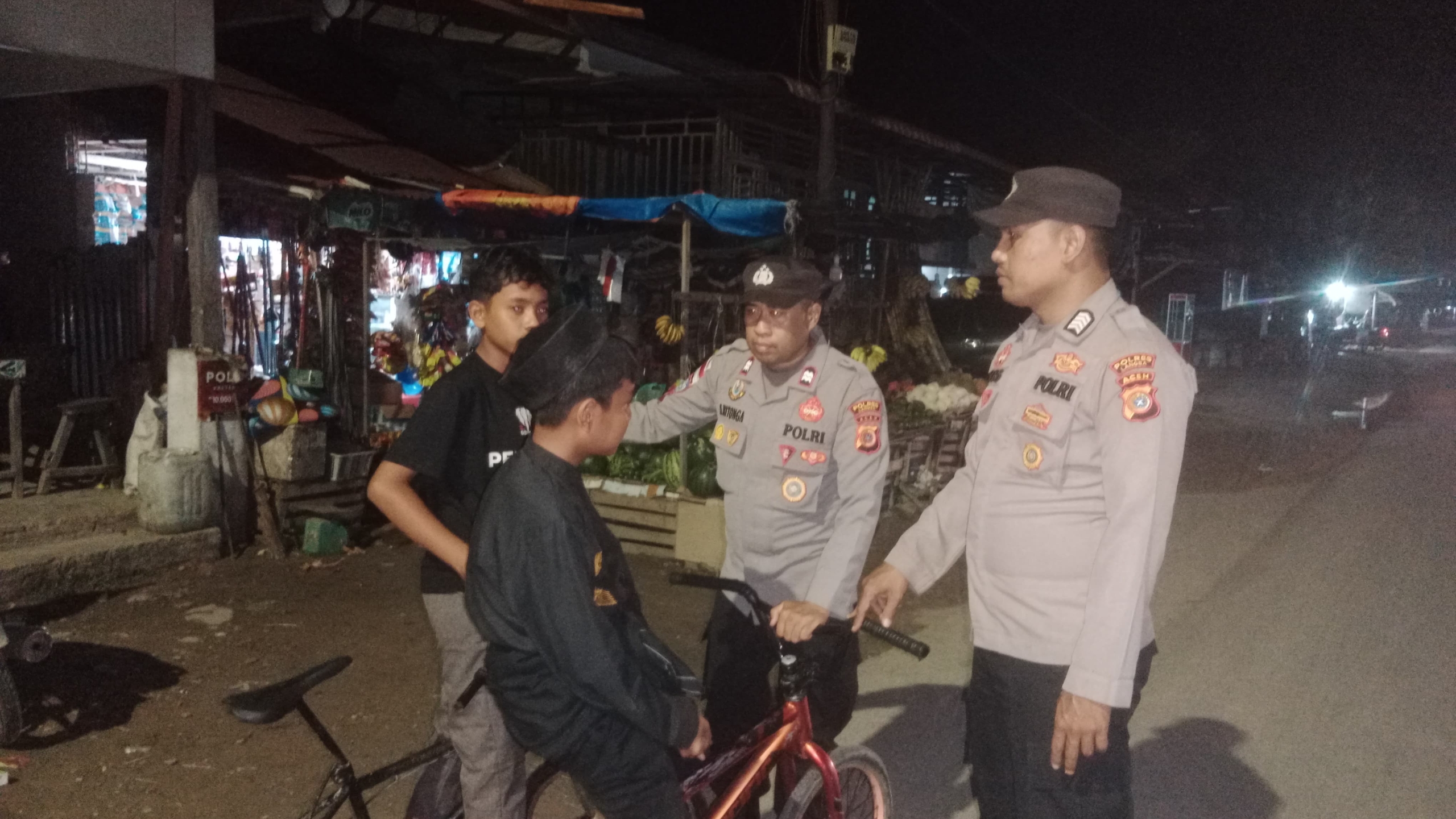 Patroli Tengah Malam Polsek Birem Bayeun Antisipasi Balap Liar dan Aksi Pelemparan Bus