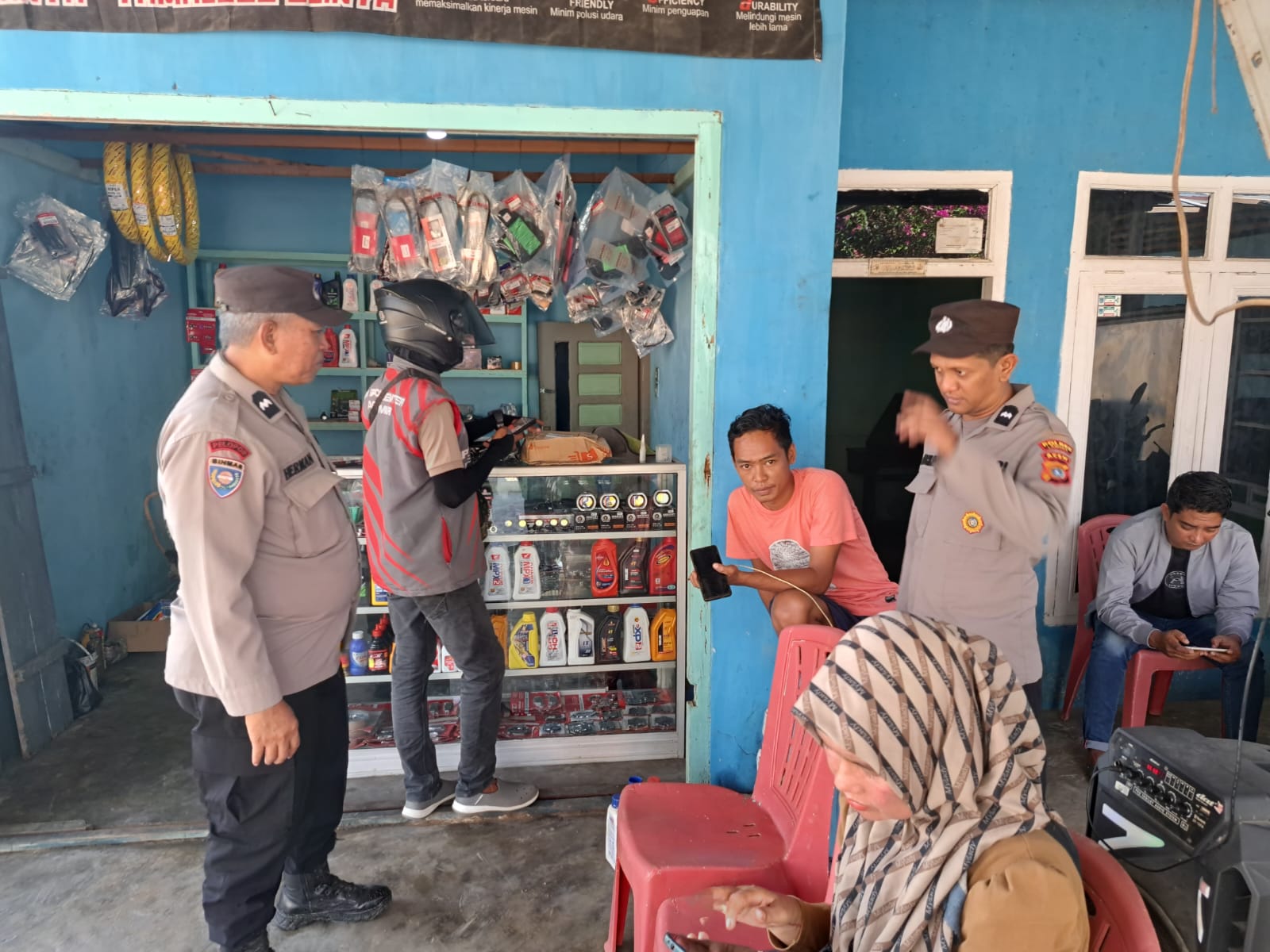 Polsek Birem Bayeun Laksanakan Patroli Siang Hari, Antisipasi Gangguan Kamtibmas di Permukiman Warga