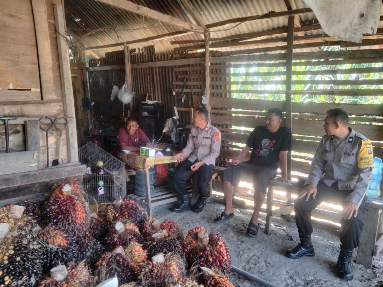 Polsek Sungai Raya Gencarkan Patroli Dialogis di Pusat Keramaian dan Perbankan