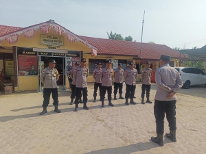 Disiplin Diterapkan, Kinerja Ditingkatkan Melalui Apel Pagi Personel Polsek Manyak Payed