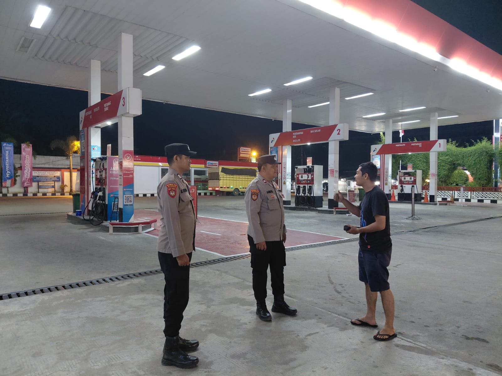 Polsek Langsa Barat Monitoring Ketersediaan BBM di Sejumlah SPBU Wilayah Hukum