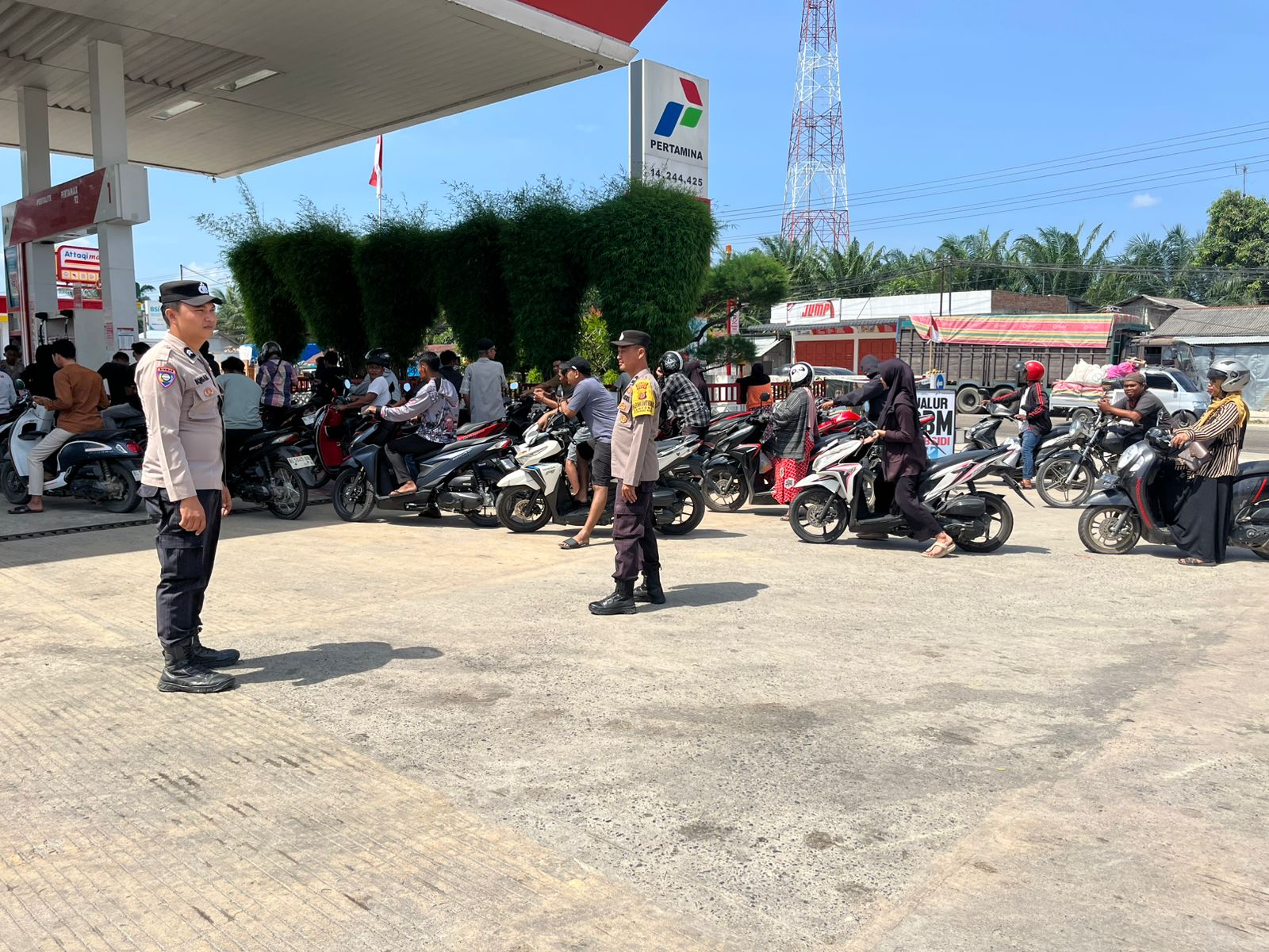 Polsek Langsa Barat Patroli Wilayah dan Monitoring Aktivitas SPBU Mawar Abadi