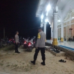 Polsek Sungai Raya Laksanakan Pengamanan dan Monitoring Shalat Tarawih di Sejumlah Masjid