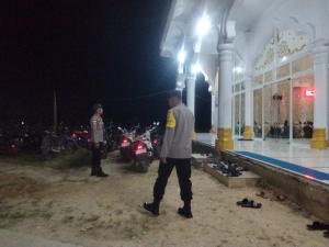 Polsek Sungai Raya Laksanakan Pengamanan dan Monitoring Shalat Tarawih di Sejumlah Masjid