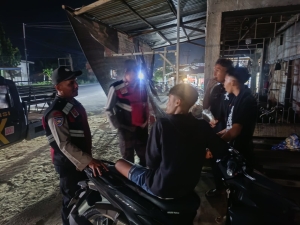 Polsek Manyak Payed Intensifkan Patroli Dini Hari Antisipasi Gangguan Kamtibmas