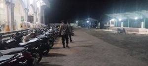 Polsek Sungai Raya Laksanakan Pengamanan dan Monitoring Tarawih di Empat Masjid