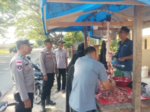 Polsek Langsa Barat Perketat Pengamanan Pasar Meugang di Sejumlah Titik Strategis