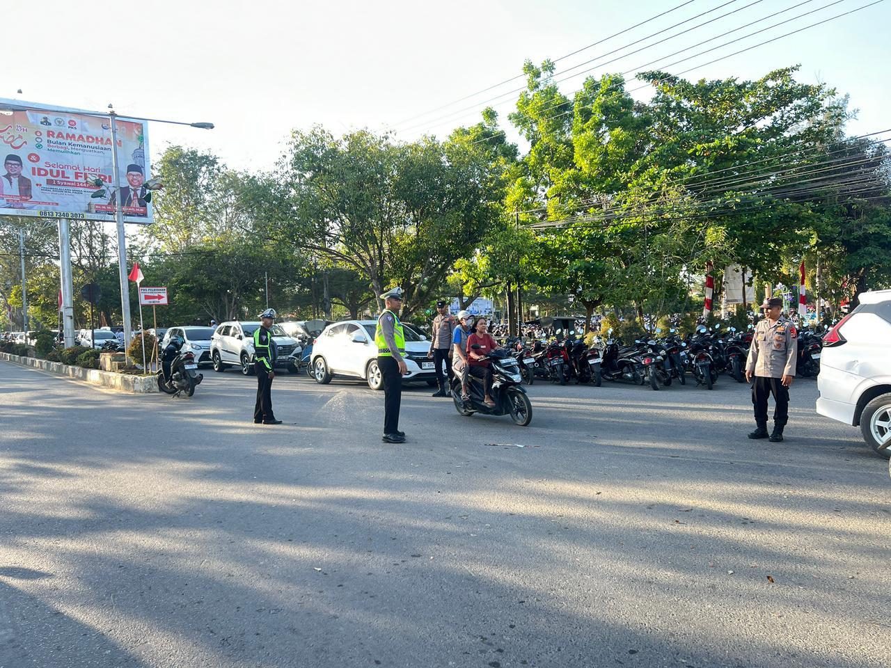 Satlantas Polres Langsa Amankan Arus Lalu Lintas dan Sholat Idul Fitri di Sejumlah Titik