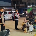 Polsek Manyak Payed Laksanakan Patroli Malam, Aktivitas Masyarakat Terpantau Aman