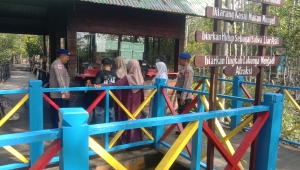 Sat Pol Airud Polres Langsa Perkuat Pengawasan Wisata Mangrove untuk Ciptakan Keamanan dan Kebersihan Lingkungan
