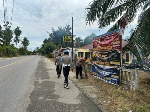 Polsek Rantau Selamat Gelar Gotong Royong, Dukung Gerakan Indonesia Asri