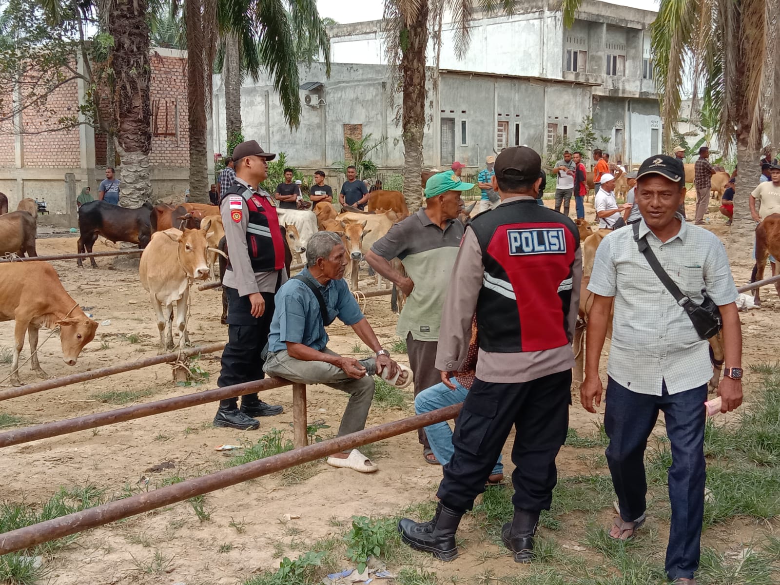 Polsek Manyak Payed Intensifkan Patroli Pasca Banjir, Pastikan Aktivitas Warga Tetap Aman