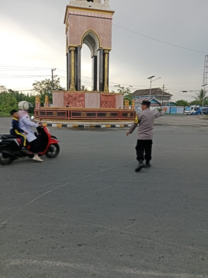 Polsek Langsa Barat Optimalkan Protap 01, Jaga Kelancaran Lalu Lintas di Titik Strategis