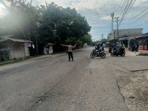 Polsek Langsa Barat Optimalkan Gatur Lalin Pagi di Titik Rawan Kemacetan