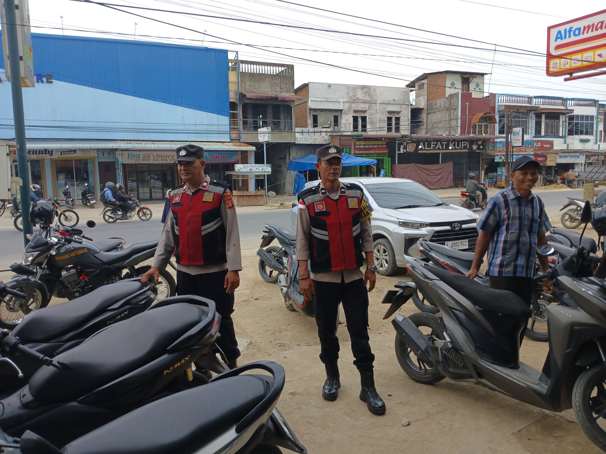 Polsek Manyak Payed Intensifkan Patroli Pasca Banjir, Pastikan Kamtibmas Tetap Kondusif