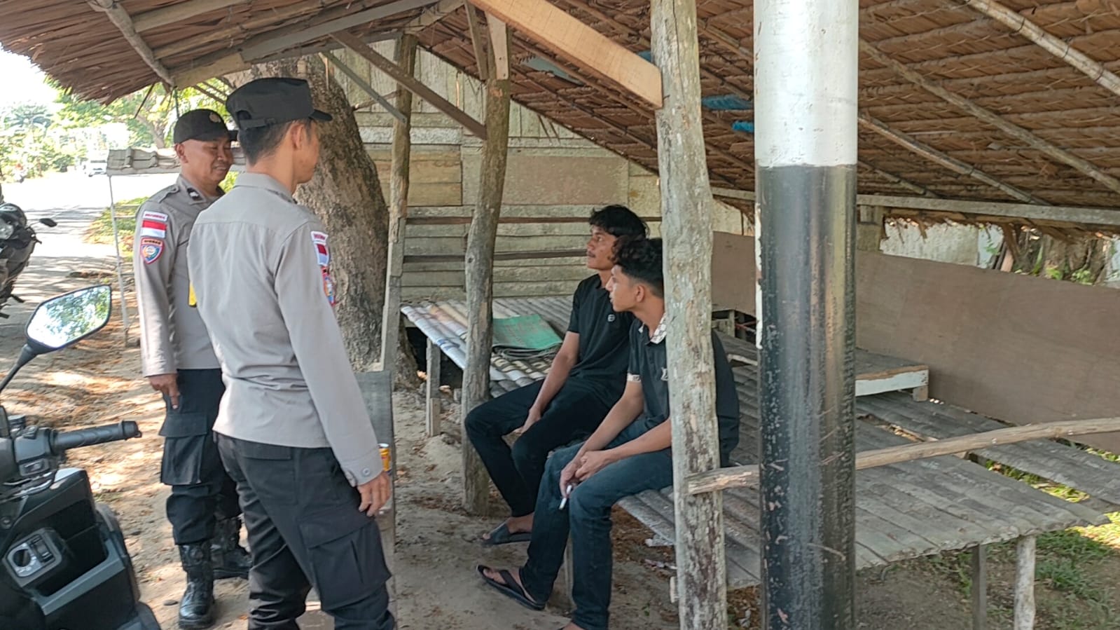 Polsek Sungai Raya Intensifkan Patroli Dialogis di Pusat Aktivitas Warga