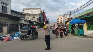 Polsek Langsa Intensifkan Pengaturan Lalu Lintas di Titik Rawan Pagi Hari