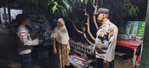 Patroli Malam Polsek Sungai Raya Intensifkan Pemantauan Aktivitas Warga