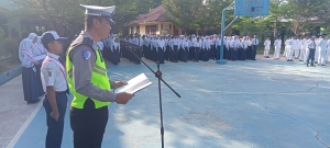 Sat Lantas Polres Langsa Edukasi Pelajar Lewat Program Police Goes To School