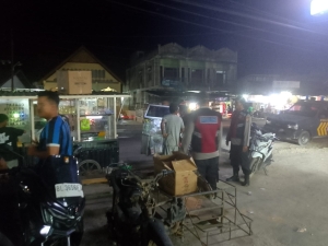 Polsek Manyak Payed Tingkatkan Patroli Malam, Pantau Aktivitas Masyarakat di Sejumlah Titik Strategis