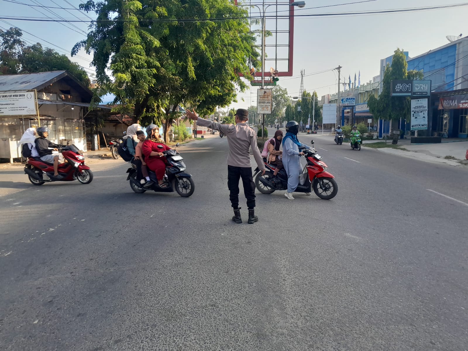 Polsek Langsa Barat Optimalkan Protap 01 Pagi Hari Demi Kelancaran Lalu Lintas dan Pelayanan Publik