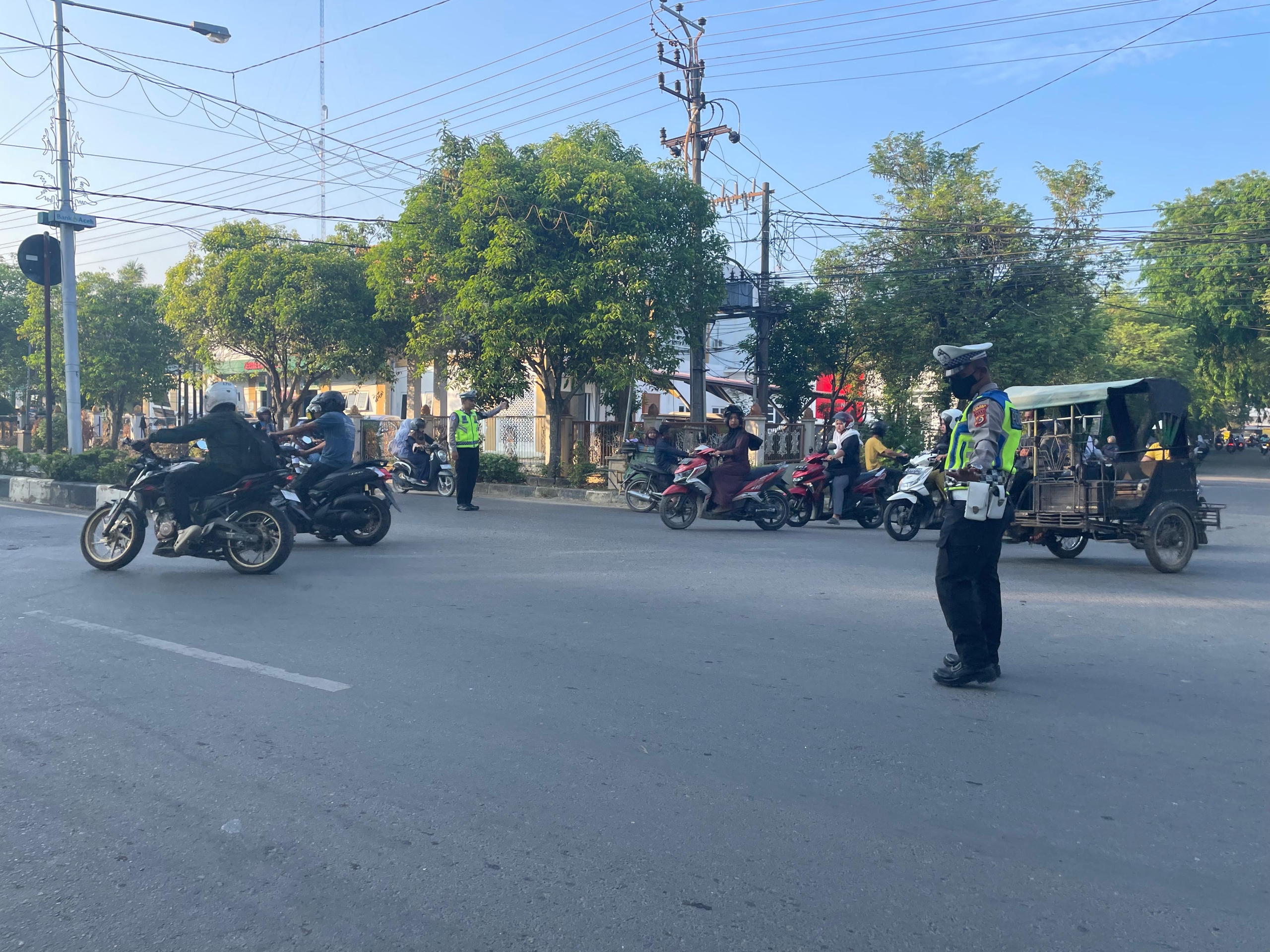 Sat Lantas Polres Langsa Maksimalkan Strong Point Pagi di Jalan Ahmad Yani