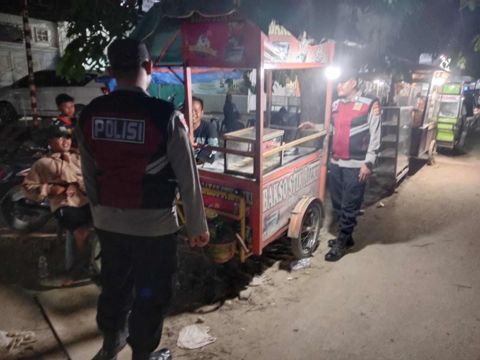 Polsek Manyak Payed Gencarkan Patroli Malam Pasca Banjir untuk Jaga Kamtibmas