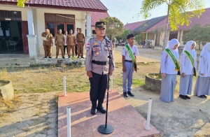 Sat Binmas Polres Langsa Jadi Irup di SMKN 5, Edukasi Pelajar tentang Disiplin dan Bahaya Penyimpangan
