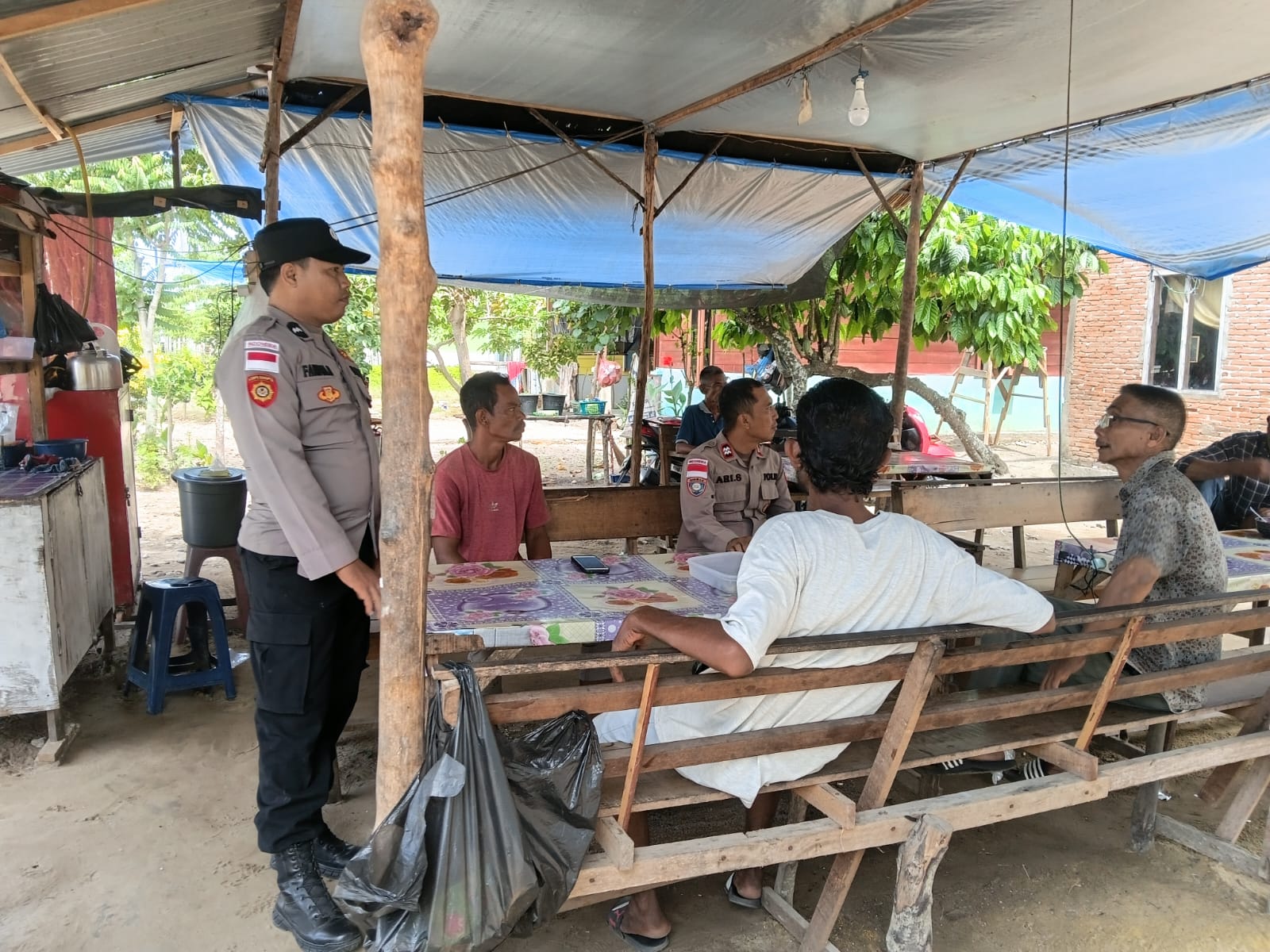 Polsek Sungai Raya Gencarkan Patroli Dialogis dan Sosialisasi Kamtibmas di Wilayah Hukum