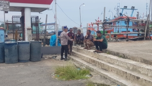 Sat Polairud Polres Langsa Intensifkan Patroli Dialogis di Kuala Langsa Demi Keselamatan Nelayan dan Keamanan Perairan