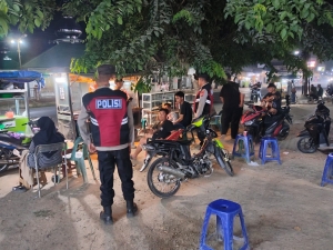 Polsek Manyak Payed Intensifkan Patroli Malam Jaga Stabilitas Kamtibmas