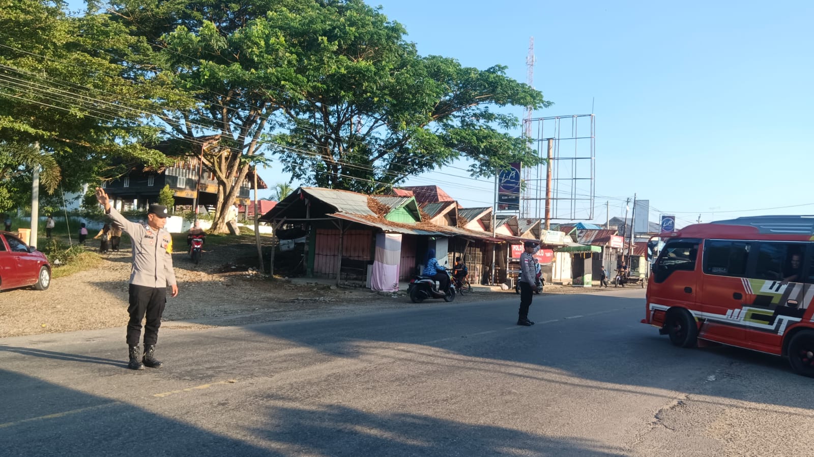 Polsek Rantau Selamat Gelar Strong Point Pagi di Jalur Medan–Banda Aceh