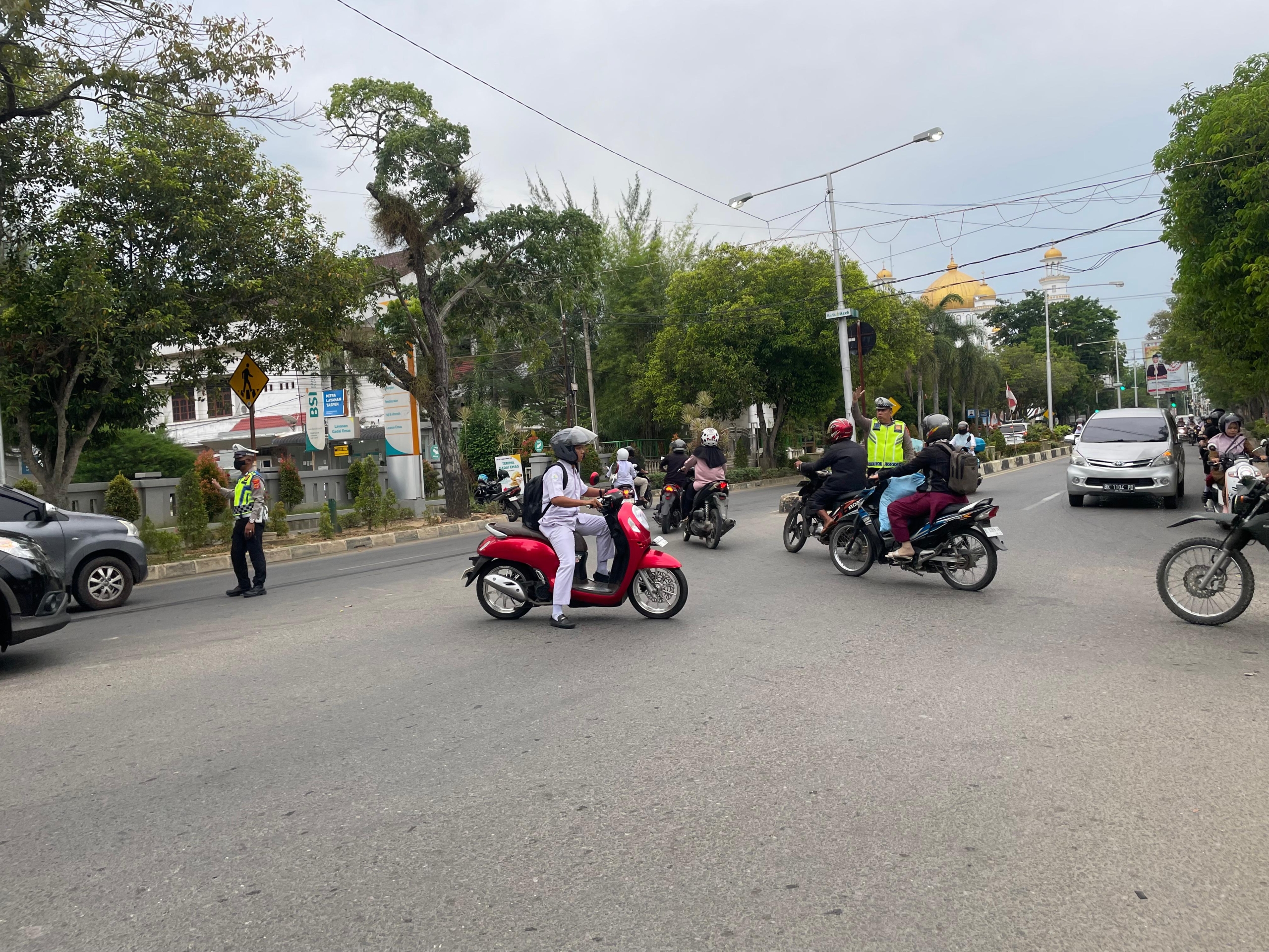 Sat Lantas Polres Langsa Gelar Strong Point Pagi, Optimalkan Pelayanan di Jalur Utama Kota