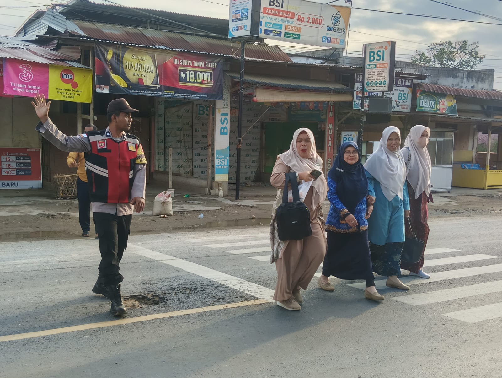 Polsek Manyak Payed Gelar Gatur Pagi di Sekolah, Wujudkan Pelayanan Publik Prima