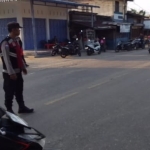Polsek Rantau Selamat Gelar Strong Point Pagi untuk Kelancaran Lalu Lintas di Jalur Nasional