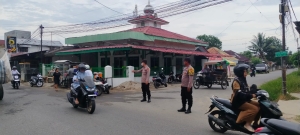 Polsek Langsa Tingkatkan Gatur Lalin Pagi Hari demi Kelancaran Aktivitas Masyarakat