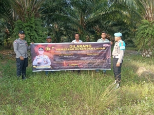 Polsek Langsa Barat Gencarkan Patroli dan Sosialisasi Pencegahan Karhutla di Wilayah Rawan