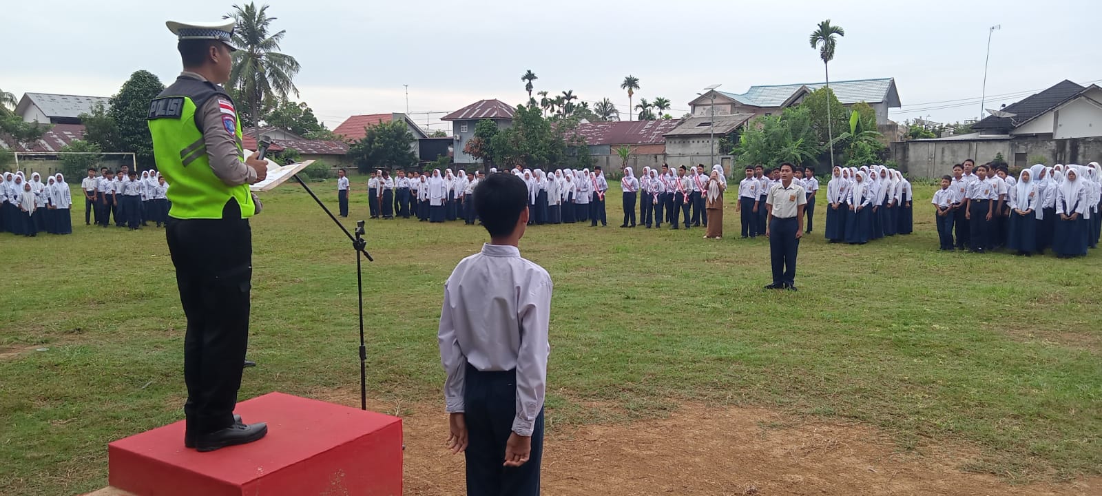Satlantas Polres Langsa Edukasi Pelajar Melalui Program Police Goes To School