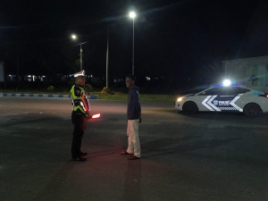 Satlantas Polres Langsa Gelar Patroli Blue Light untuk Antisipasi Balap Liar Malam Hari