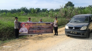 Polsek Langsa Barat Gencarkan Patroli dan Sosialisasi Karhutla di Wilayah Rawan Kebakaran