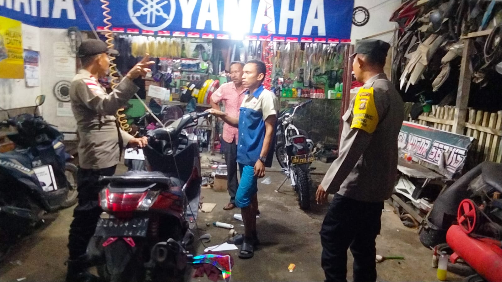 Polsek Sungai Raya Intensifkan Patroli Malam untuk Ciptakan Situasi Aman dan Kondusif