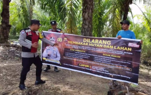 Polsek Rantau Selamat Perkuat Patroli Karhutla untuk Cegah Kebakaran Hutan dan Lahan